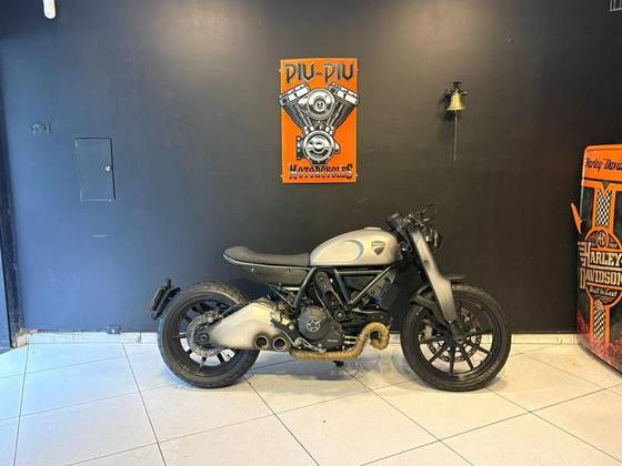 DUCATI SCRAMBLER ICON 
